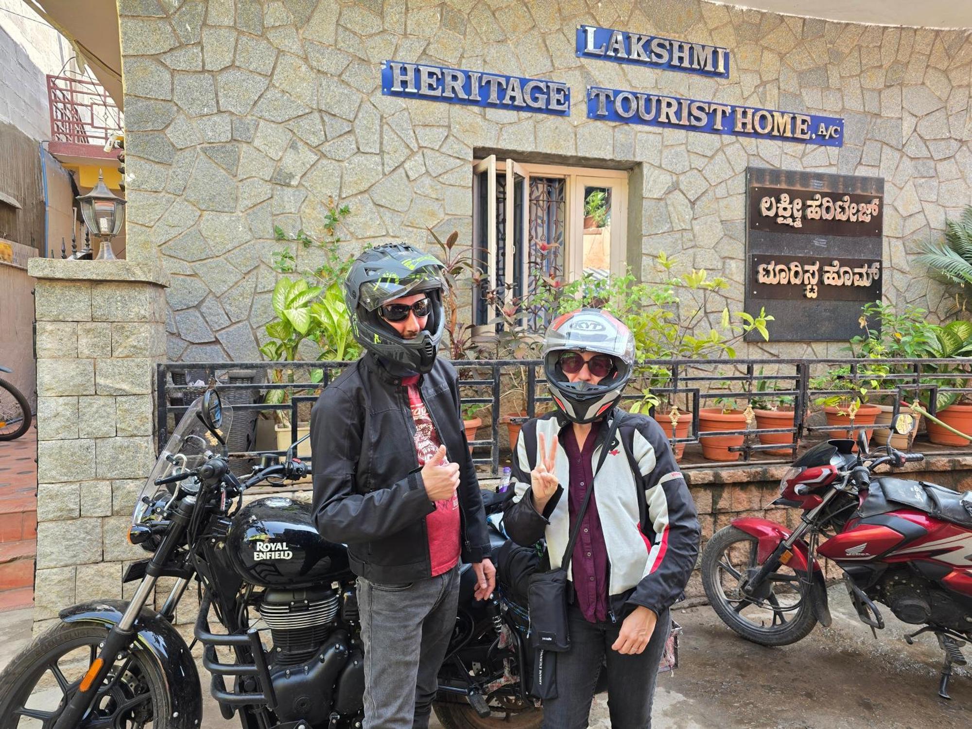 Lakshmi Heritage Tourist Home Hampi Exterior foto